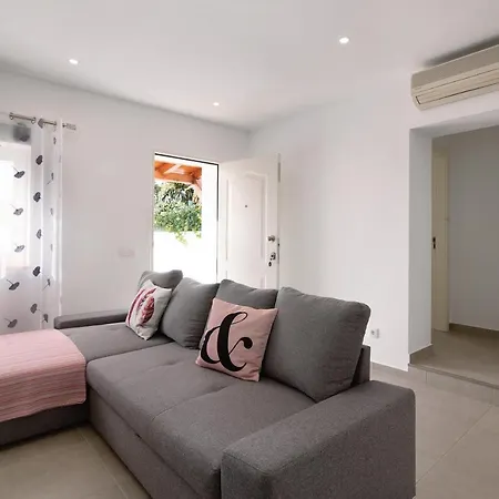 Holiday home Adelino Olhao