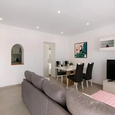 Holiday home Adelino Olhao