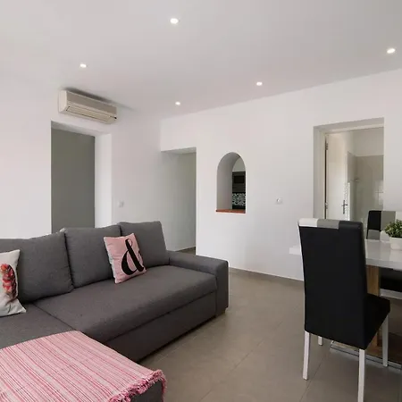 Holiday home Adelino Olhao