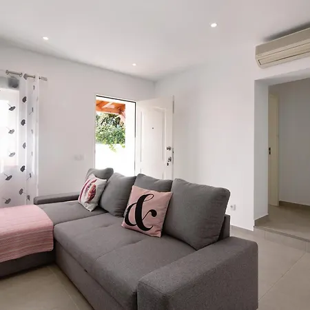 Adelino Holiday home