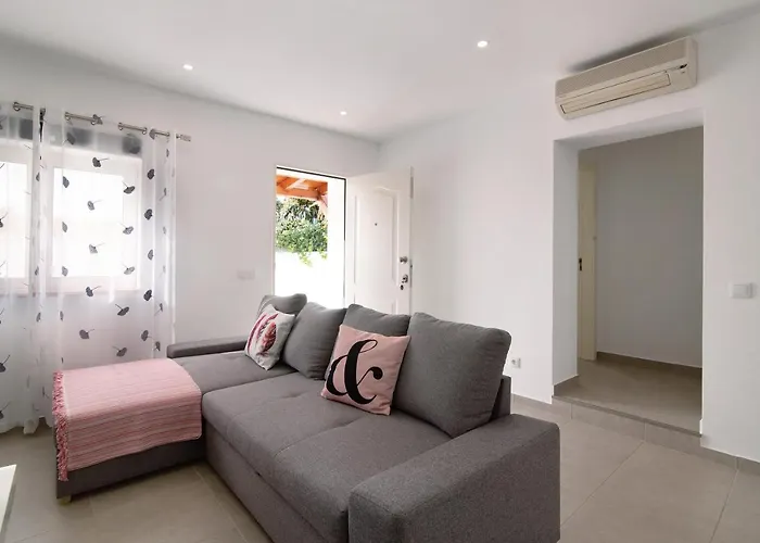 Tatil Evi Adelino Olhão